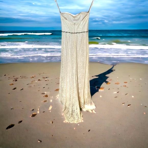 Sandals Destination Wedding Dress Size 8 - Picture 3 of 8